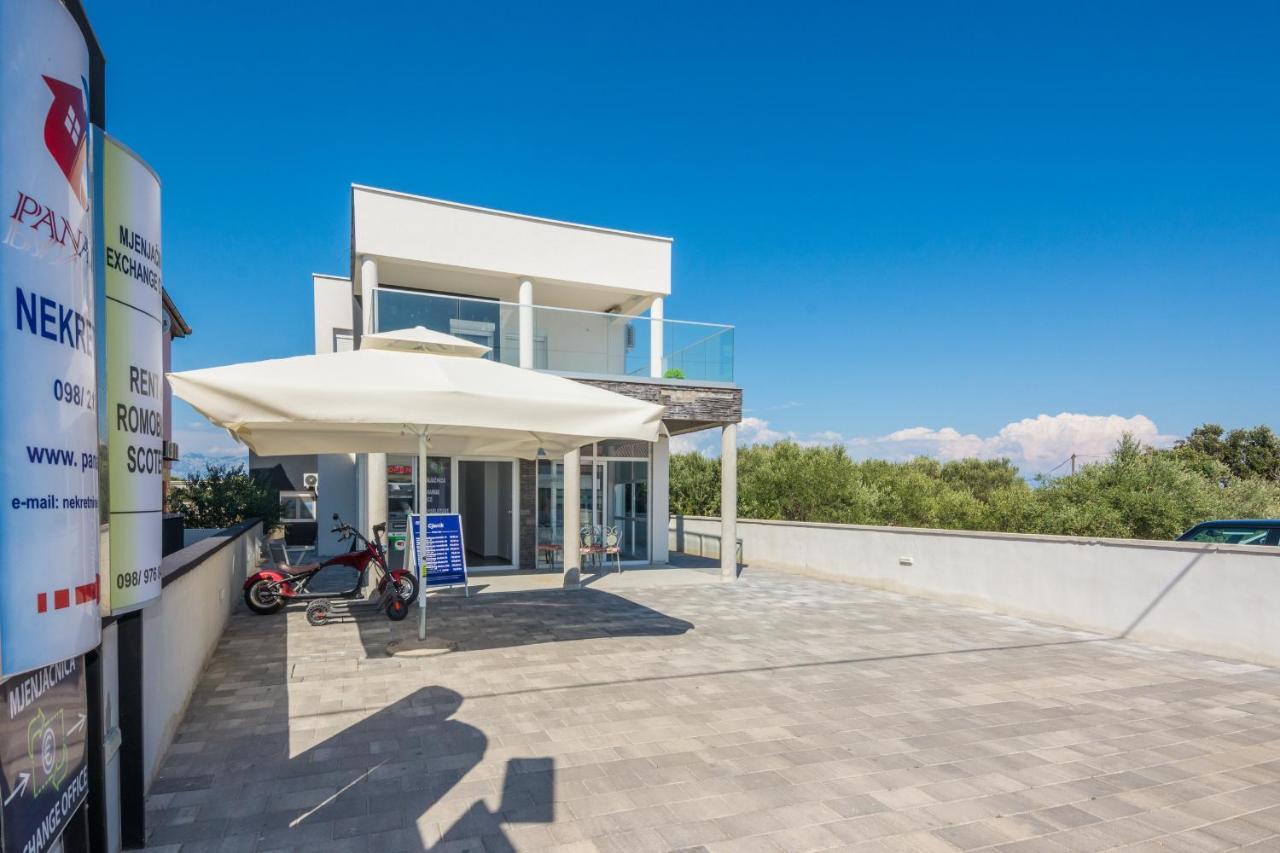 Apartments Krpan Вир Екстериор снимка